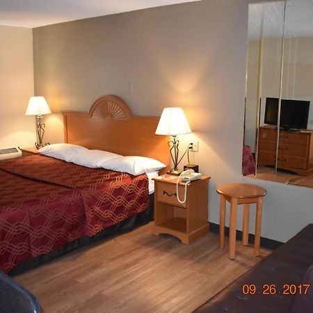 Mho Hotel Bordentown Extérieur photo
