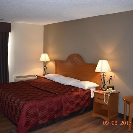 Mho Hotel Bordentown Extérieur photo