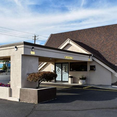 Mho Hotel Bordentown Extérieur photo