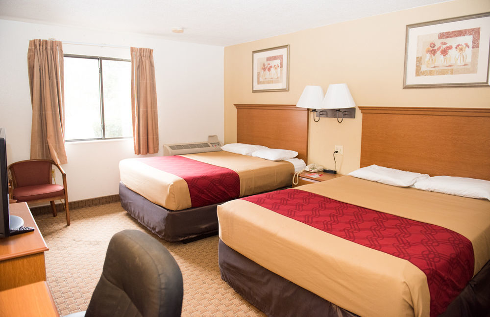 Mho Hotel Bordentown Extérieur photo