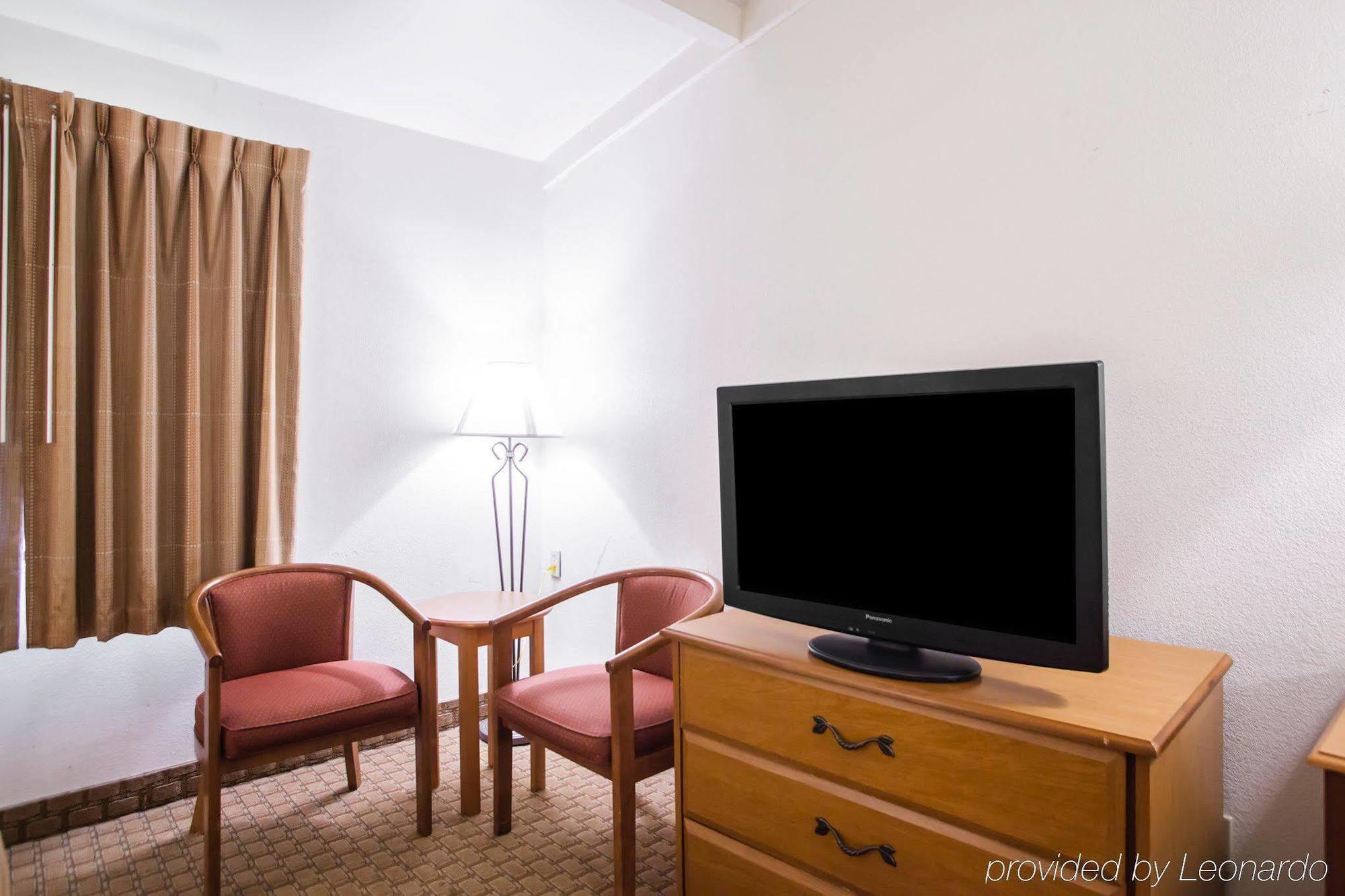 Mho Hotel Bordentown Extérieur photo