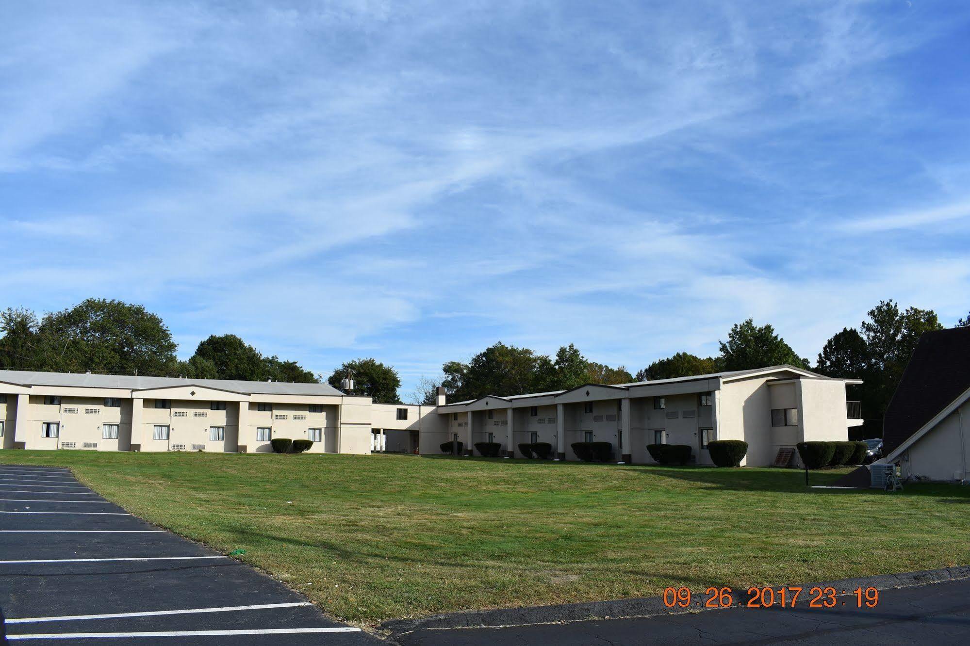 Mho Hotel Bordentown Extérieur photo