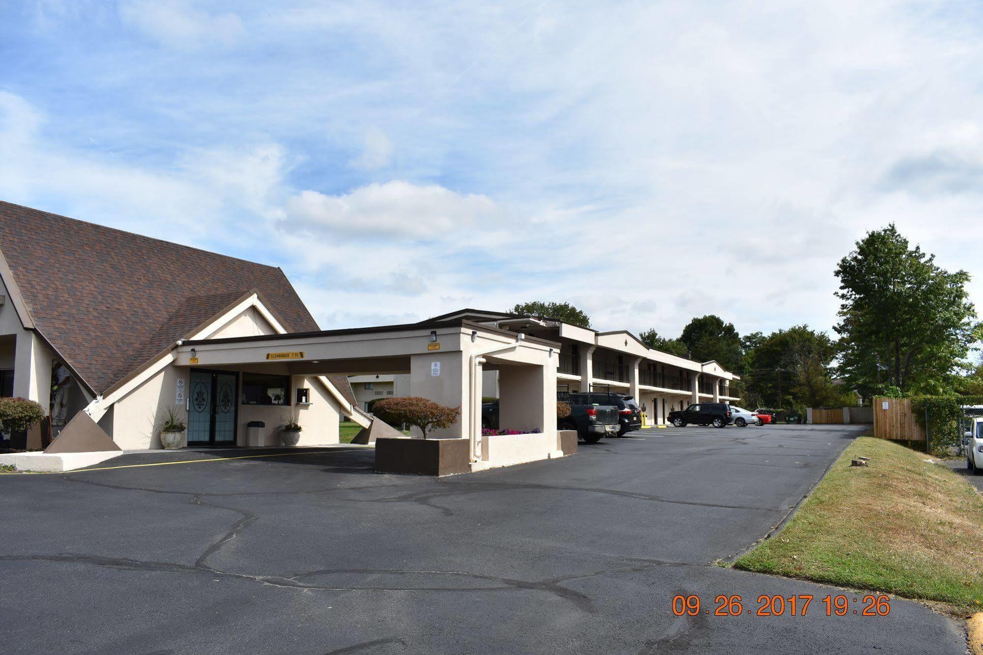 Mho Hotel Bordentown Extérieur photo