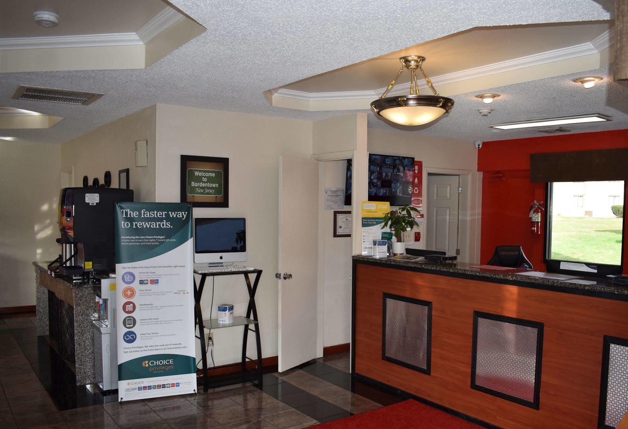 Mho Hotel Bordentown Extérieur photo