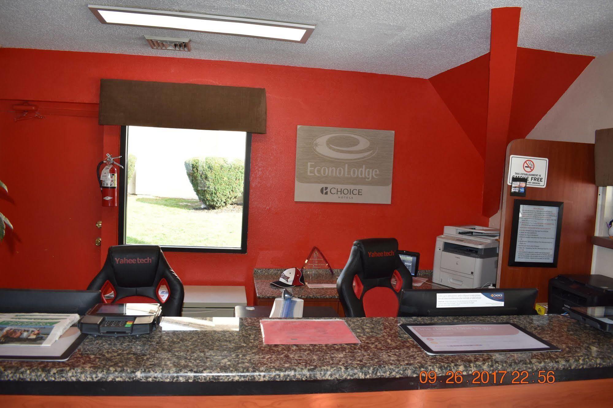Mho Hotel Bordentown Extérieur photo