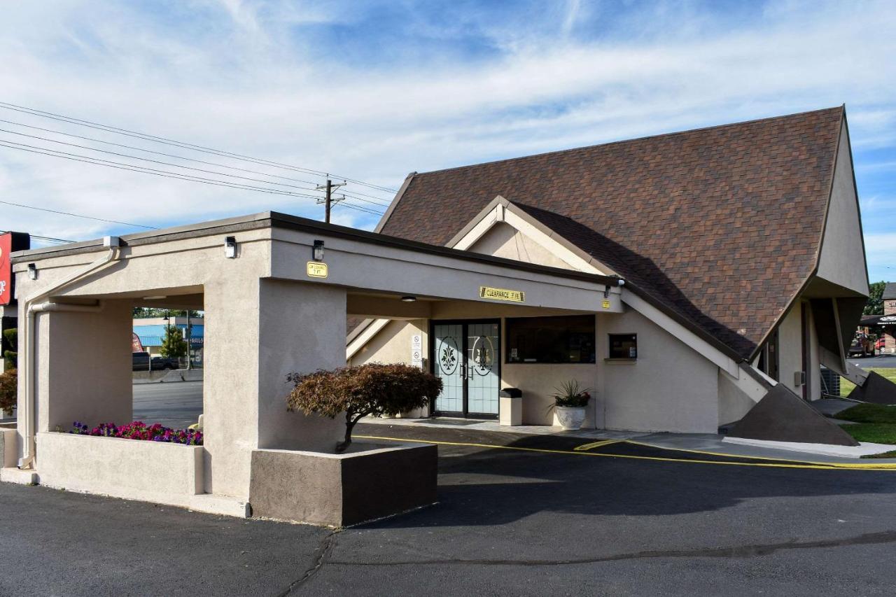 Mho Hotel Bordentown Extérieur photo