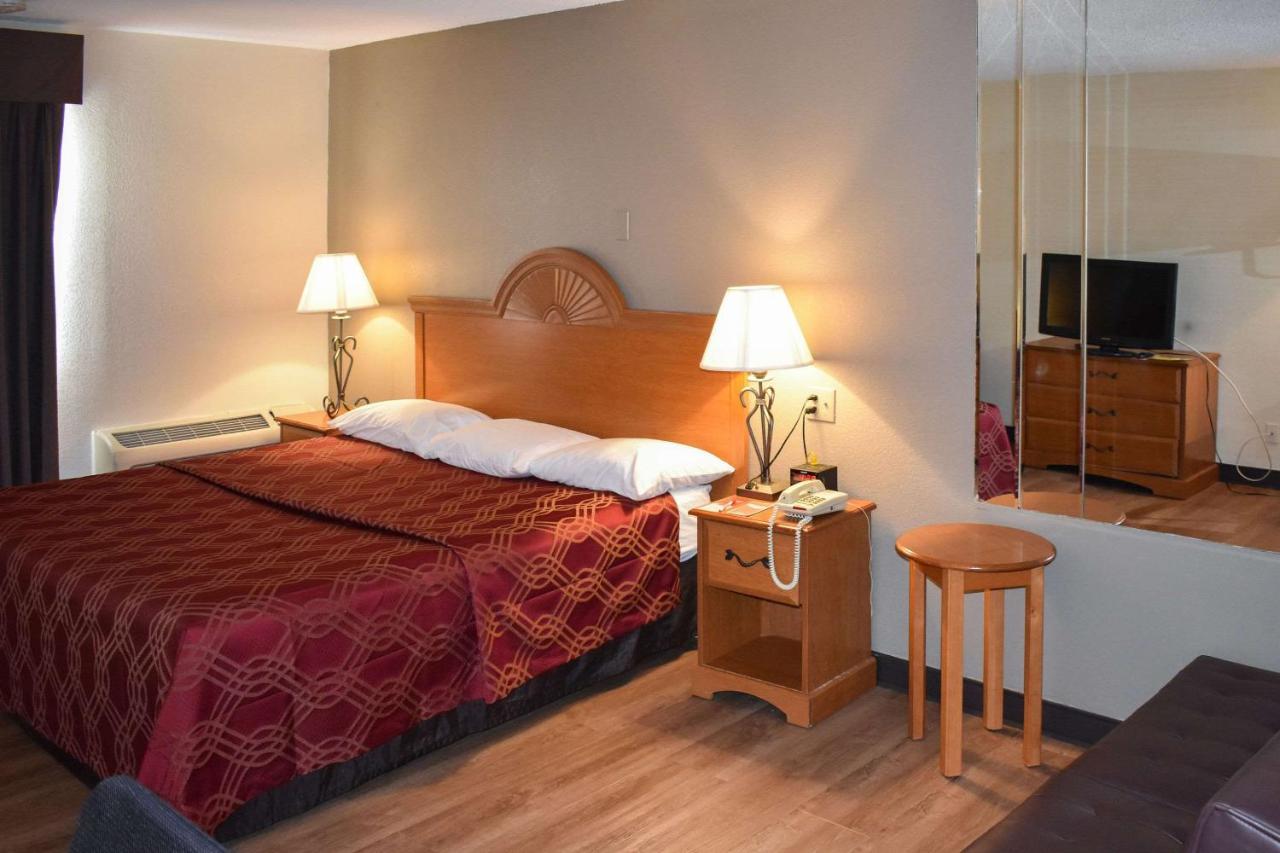 Mho Hotel Bordentown Extérieur photo