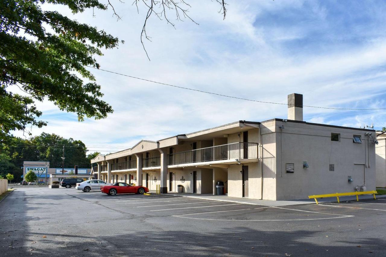 Mho Hotel Bordentown Extérieur photo