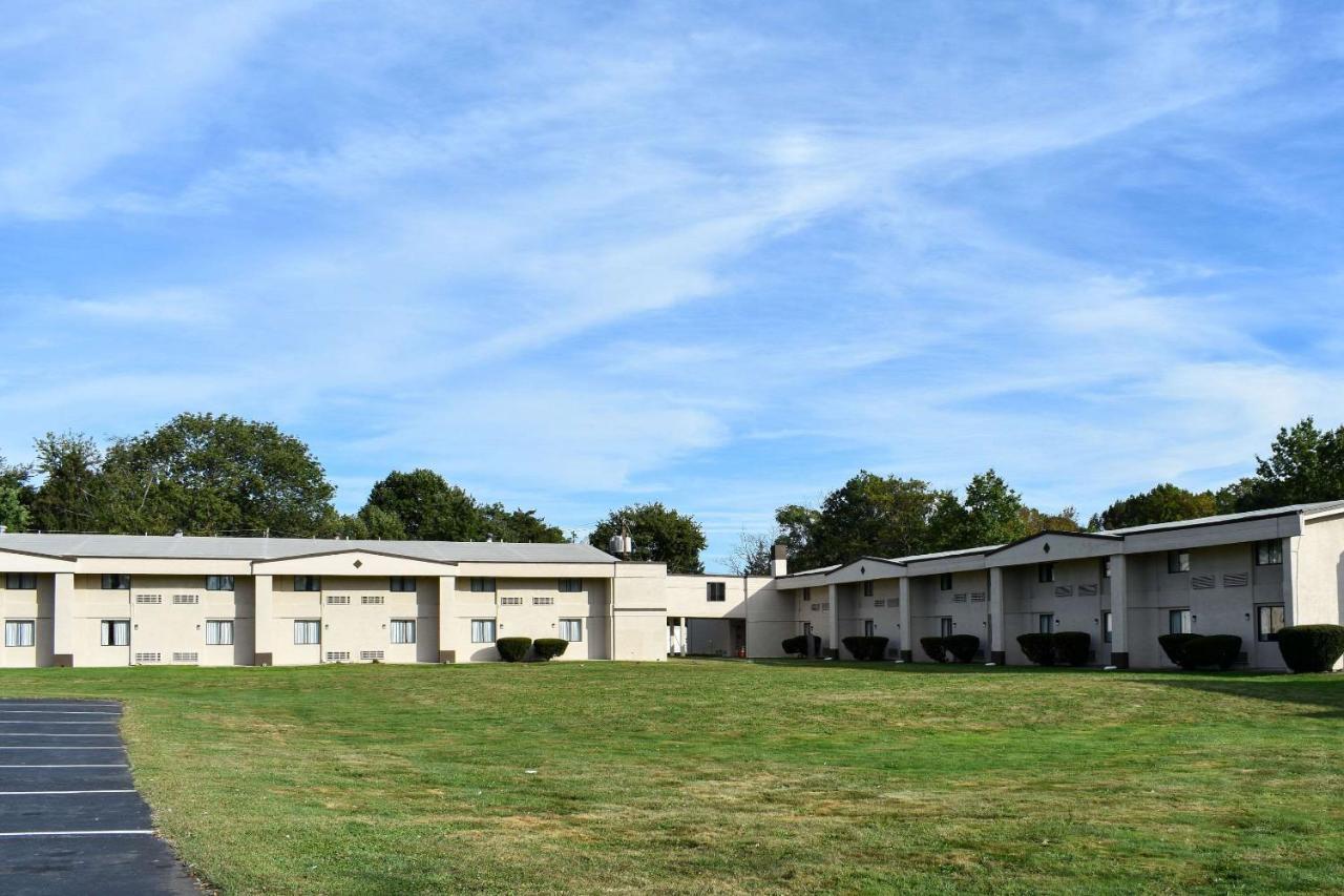 Mho Hotel Bordentown Extérieur photo
