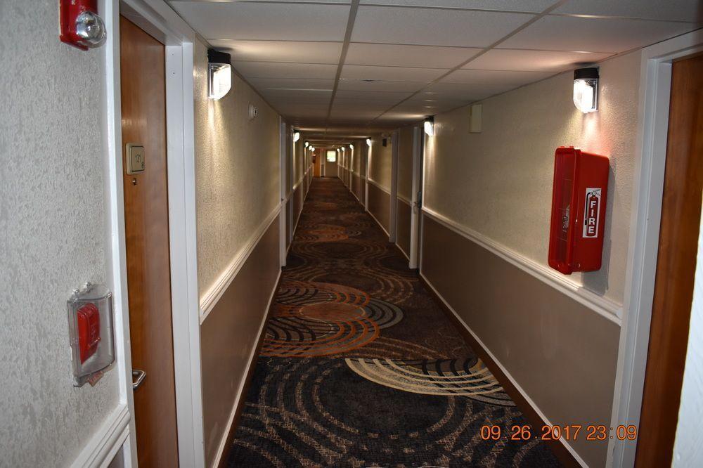 Mho Hotel Bordentown Extérieur photo