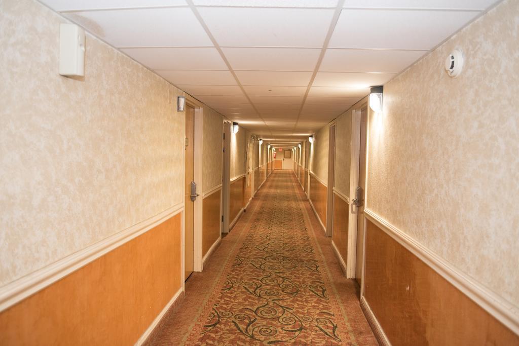 Mho Hotel Bordentown Extérieur photo